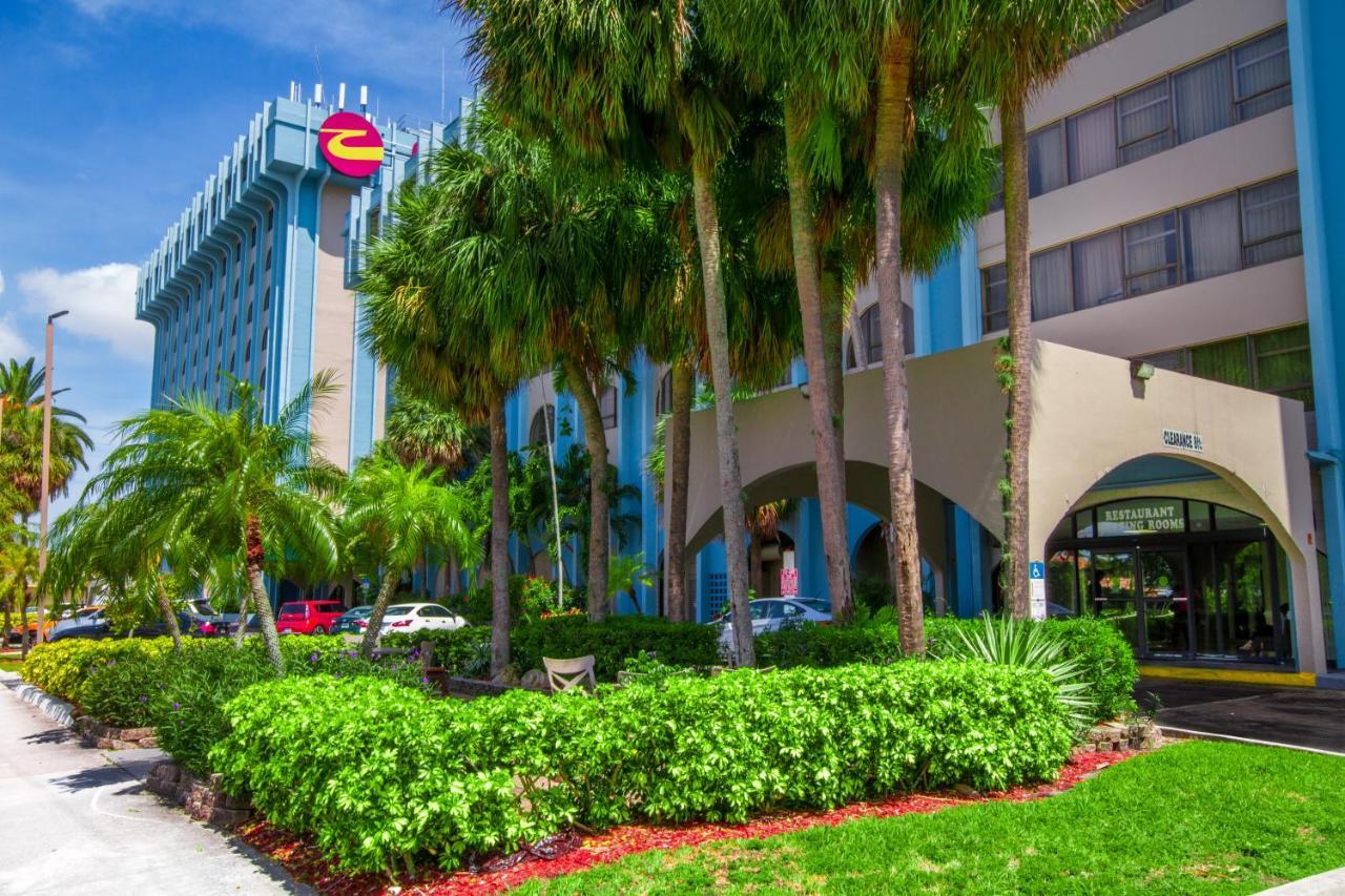 Clarion Inn & Suites Miami International Airport Exteriör bild
